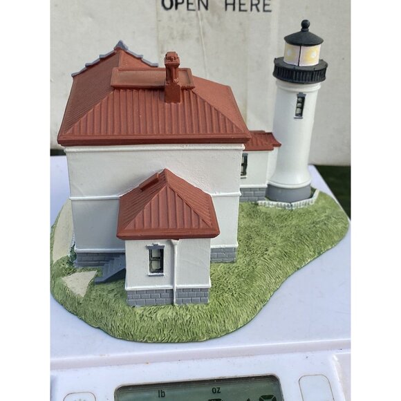Danbury Mint Historic American Lighthouses Admiralty Head LIGHTHOUSE 1992 - Picture 4 of 8